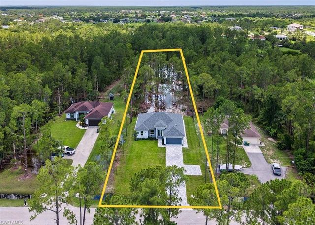 3990 27nd AVE NE, Naples, FL 34120