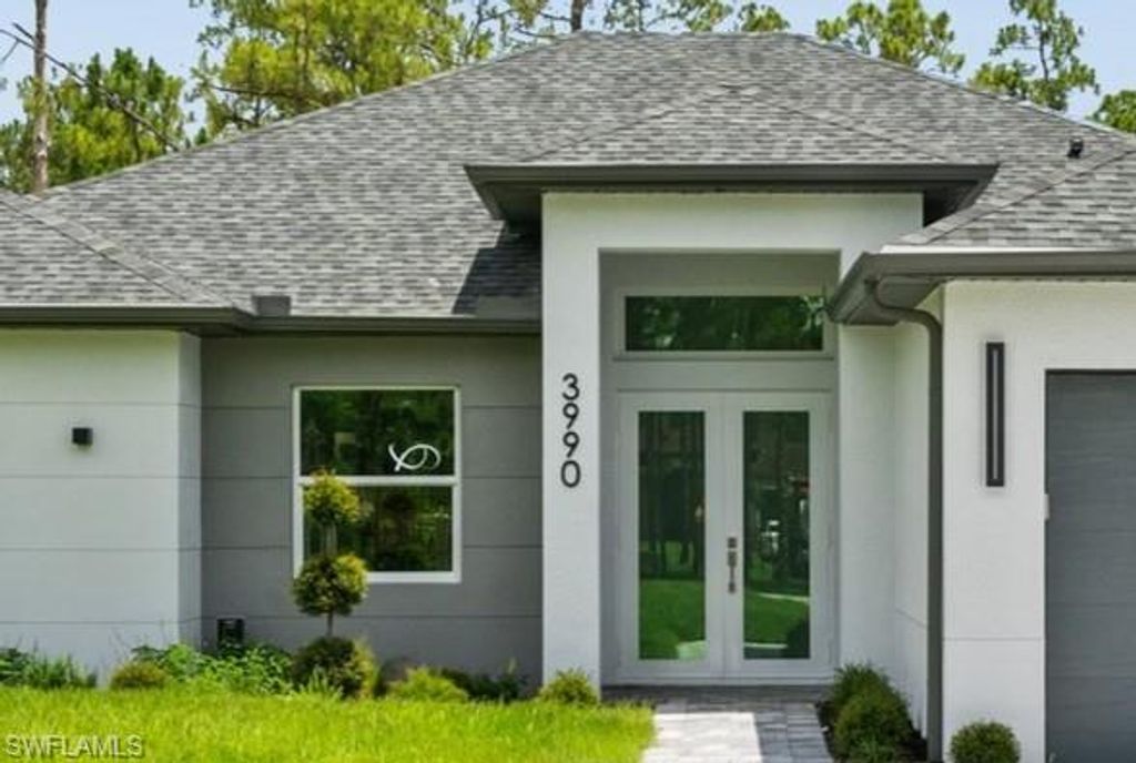 3990 27nd AVE NE, Naples, FL 34120