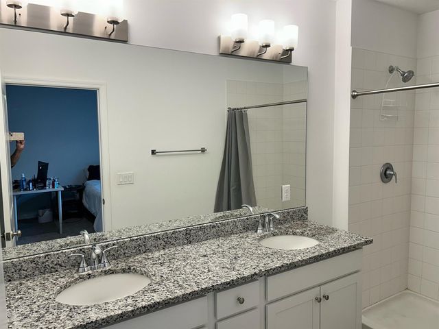 791 NE Trailside Run, Port St. Lucie, FL 34983