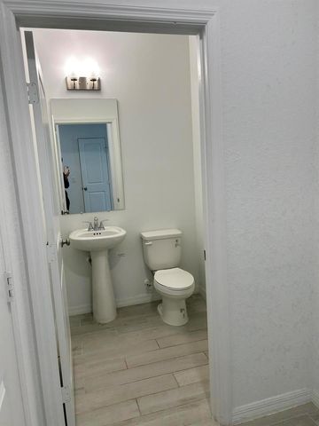 791 NE Trailside Run, Port St. Lucie, FL 34983