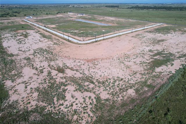 1165 Wrangler Way, Sealy, TX 77474