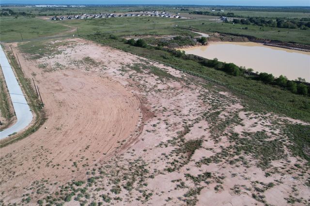 1165 Wrangler Way, Sealy, TX 77474