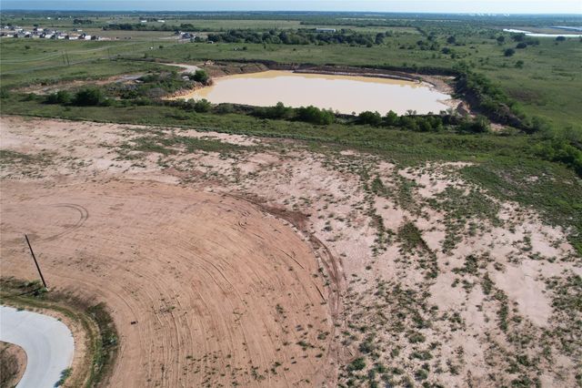 1165 Wrangler Way, Sealy, TX 77474