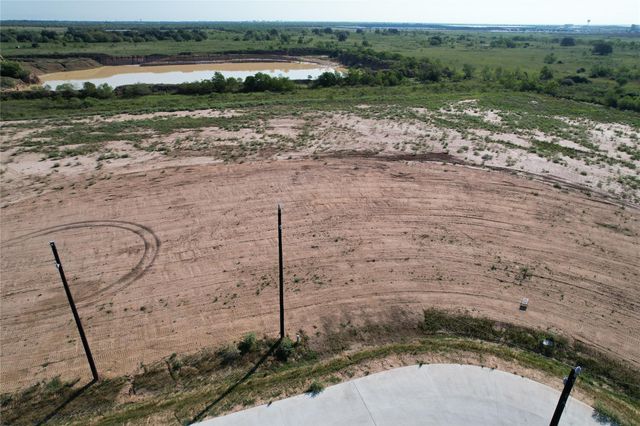 1165 Wrangler Way, Sealy, TX 77474