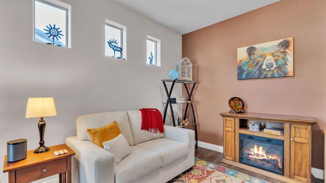 1840 Cooke Canyon Drive NW, Albuquerque, NM 87120