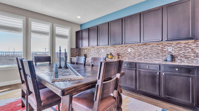 1840 Cooke Canyon Drive NW, Albuquerque, NM 87120