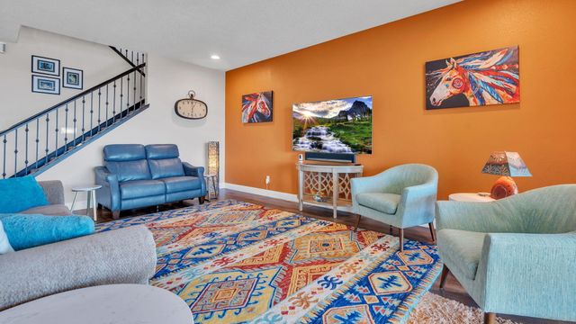 1840 Cooke Canyon Drive NW, Albuquerque, NM 87120