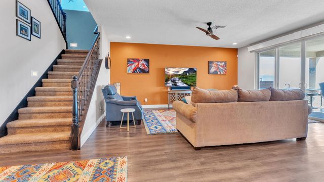 1840 Cooke Canyon Drive NW, Albuquerque, NM 87120