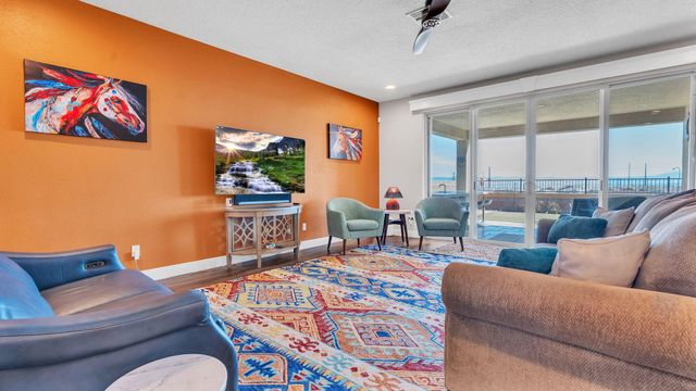 1840 Cooke Canyon Drive NW, Albuquerque, NM 87120