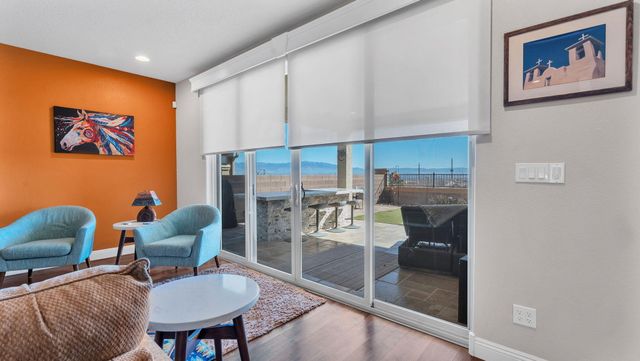 1840 Cooke Canyon Drive NW, Albuquerque, NM 87120