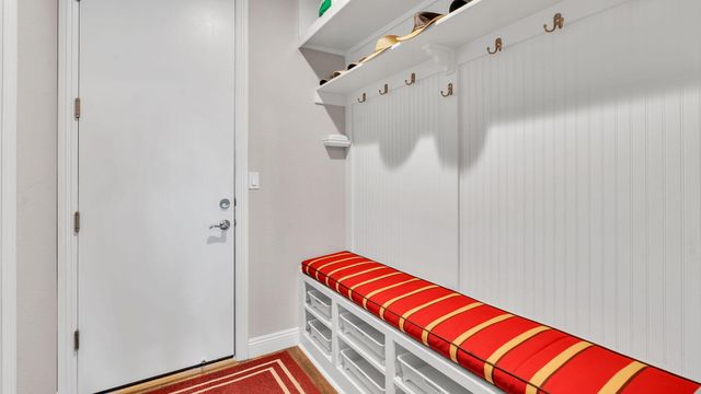 1840 Cooke Canyon Drive NW, Albuquerque, NM 87120