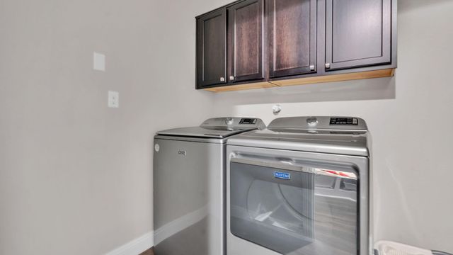 1840 Cooke Canyon Drive NW, Albuquerque, NM 87120