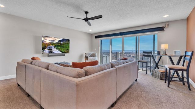 1840 Cooke Canyon Drive NW, Albuquerque, NM 87120