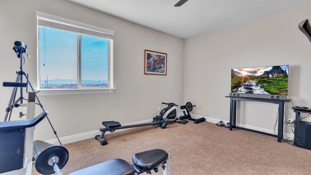 1840 Cooke Canyon Drive NW, Albuquerque, NM 87120