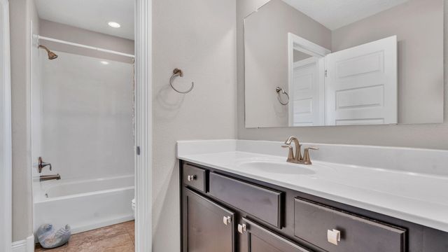 1840 Cooke Canyon Drive NW, Albuquerque, NM 87120