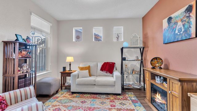 1840 Cooke Canyon Drive NW, Albuquerque, NM 87120