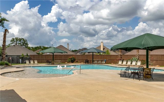 4251 Rocky Rhodes Drive, College Station, TX 77845