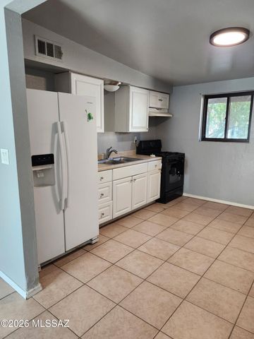 505 N Westmoreland Avenue, Tucson, AZ 85745