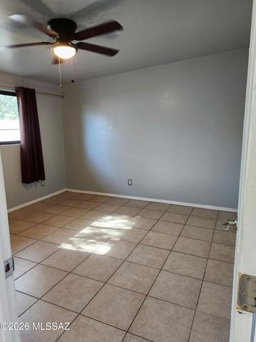 505 N Westmoreland Avenue, Tucson, AZ 85745