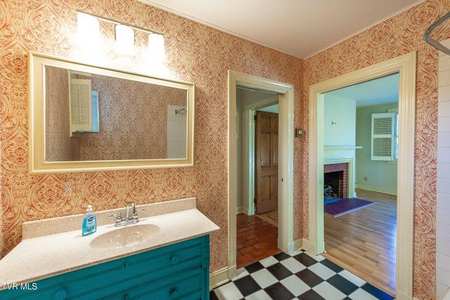 1256 Catawba Street, Kingsport, TN 37660