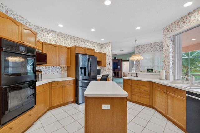 2946 Sabalwood Court, Delray Beach, FL 33445