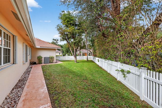 2946 Sabalwood Court, Delray Beach, FL 33445