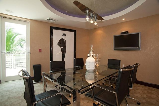 253 NE 2nd St 3302, Miami, FL 33132