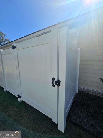 390 Harbour Island Circle, Waverly, GA 31565