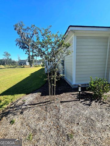 390 Harbour Island Circle, Waverly, GA 31565