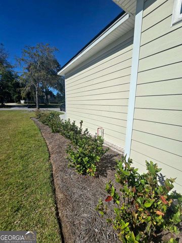 390 Harbour Island Circle, Waverly, GA 31565