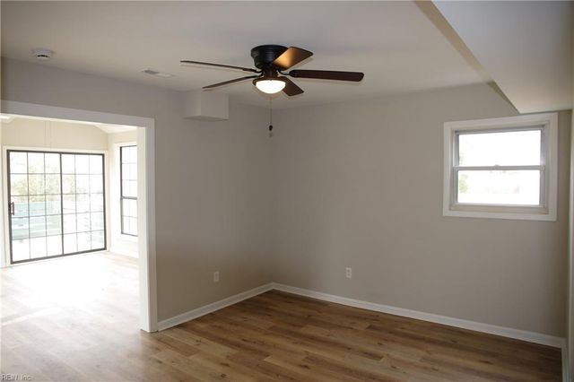 118 Hidalgo DR, Hampton, VA 23669