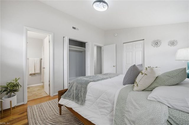 717 Bayberry LN, Norfolk, VA 23502