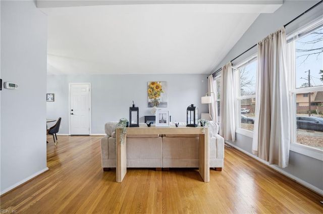 717 Bayberry LN, Norfolk, VA 23502