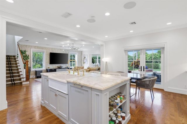 2892 Banyan Blvd Circle NW, Boca Raton, FL 33431