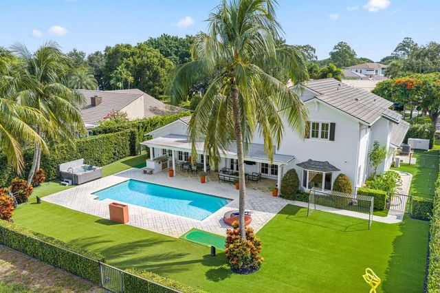 2892 Banyan Blvd Circle NW, Boca Raton, FL 33431