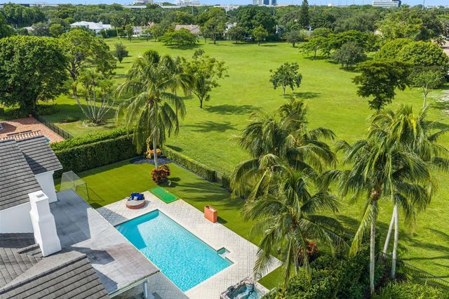 2892 Banyan Blvd Circle NW, Boca Raton, FL 33431