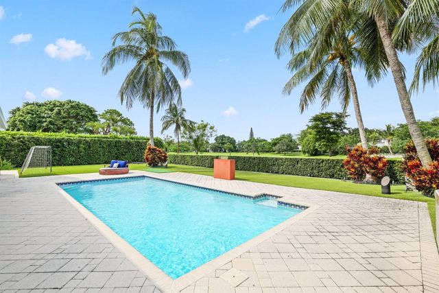 2892 Banyan Blvd Circle NW, Boca Raton, FL 33431