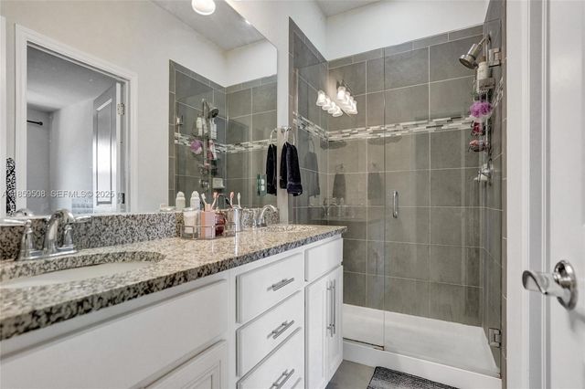 4046 Long Leaf Lane, Hollywood, FL 33021