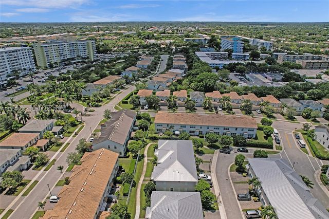 4046 Long Leaf Lane, Hollywood, FL 33021