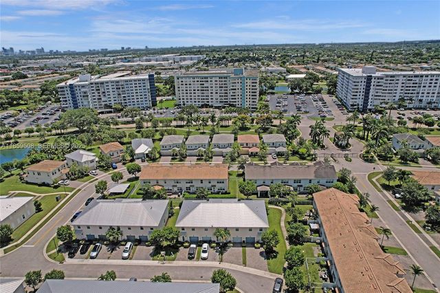 4046 Long Leaf Lane, Hollywood, FL 33021