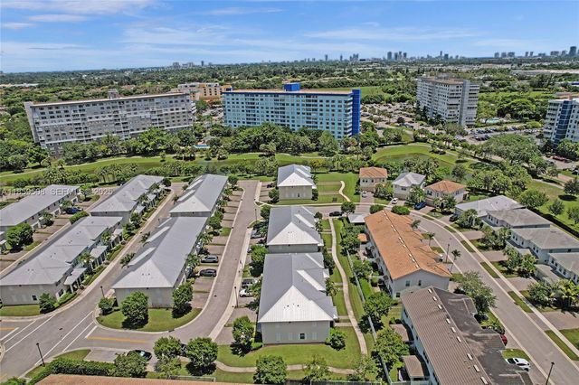 4046 Long Leaf Lane, Hollywood, FL 33021