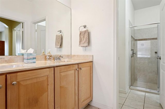 9417 LEATHERWOOD AVENUE, Tampa, FL 33647