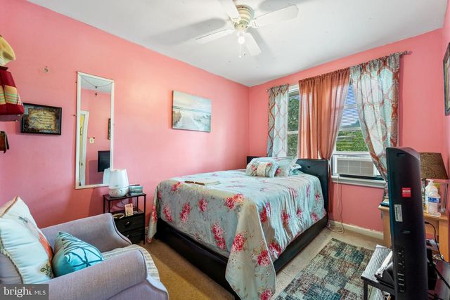 222 CEDAR AVE, Oaklyn, NJ 08107