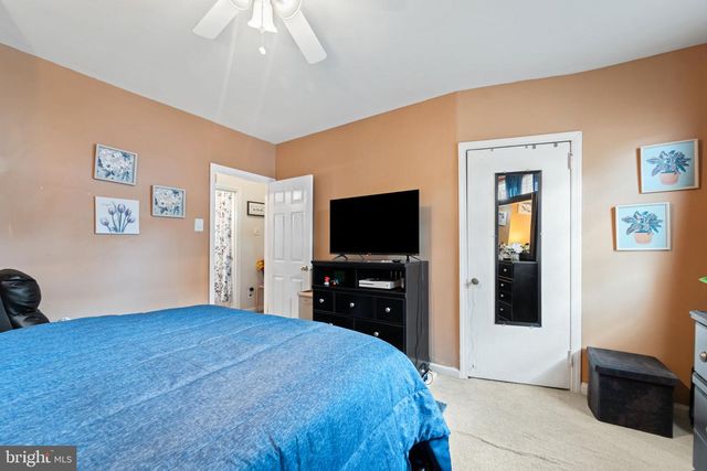 222 CEDAR AVE, Oaklyn, NJ 08107