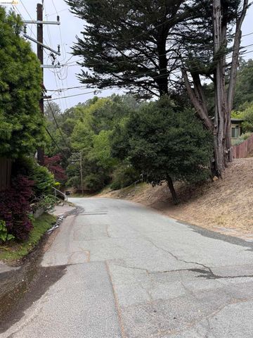 7243 Thorndale Drive, Oakland, CA 94611