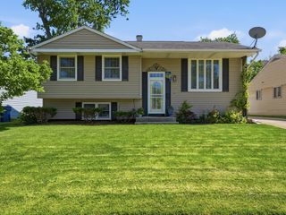433 Norton Avenue, Glendale Heights, IL 60139