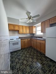 132 NANDINA ST, Philadelphia, PA 19116