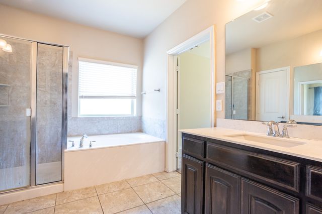 1213 Goffin Drive, Desoto, TX 75115