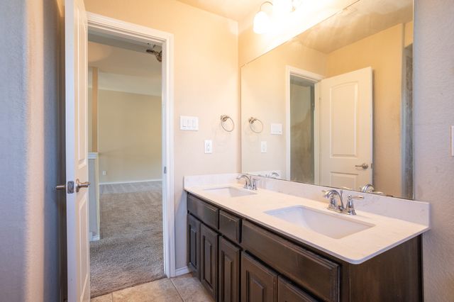 1213 Goffin Drive, Desoto, TX 75115