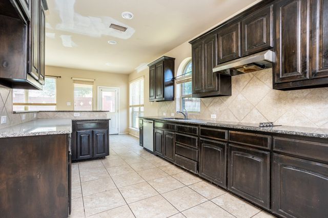 1213 Goffin Drive, Desoto, TX 75115
